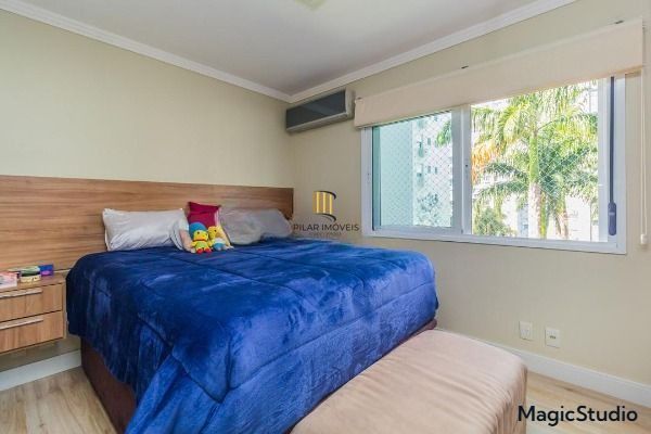 Vende apartamento no Bairro Passo da Areia - Porto Alegre