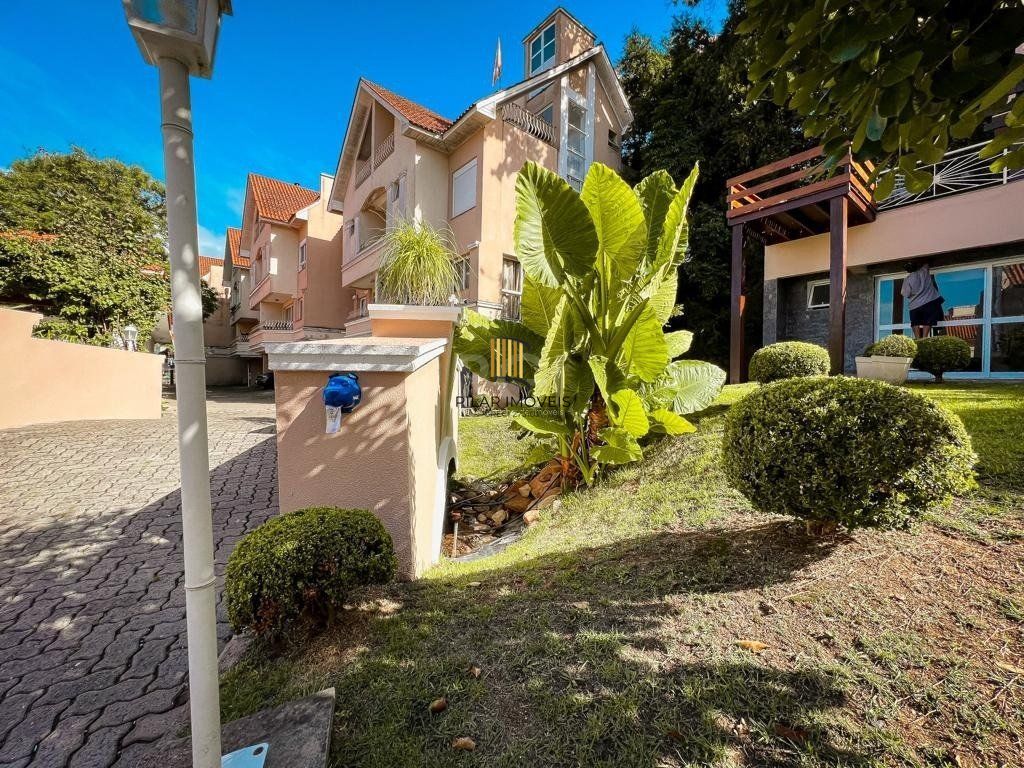Casa de Condomínio 3 dormitórios no bairro Pedra Redonda