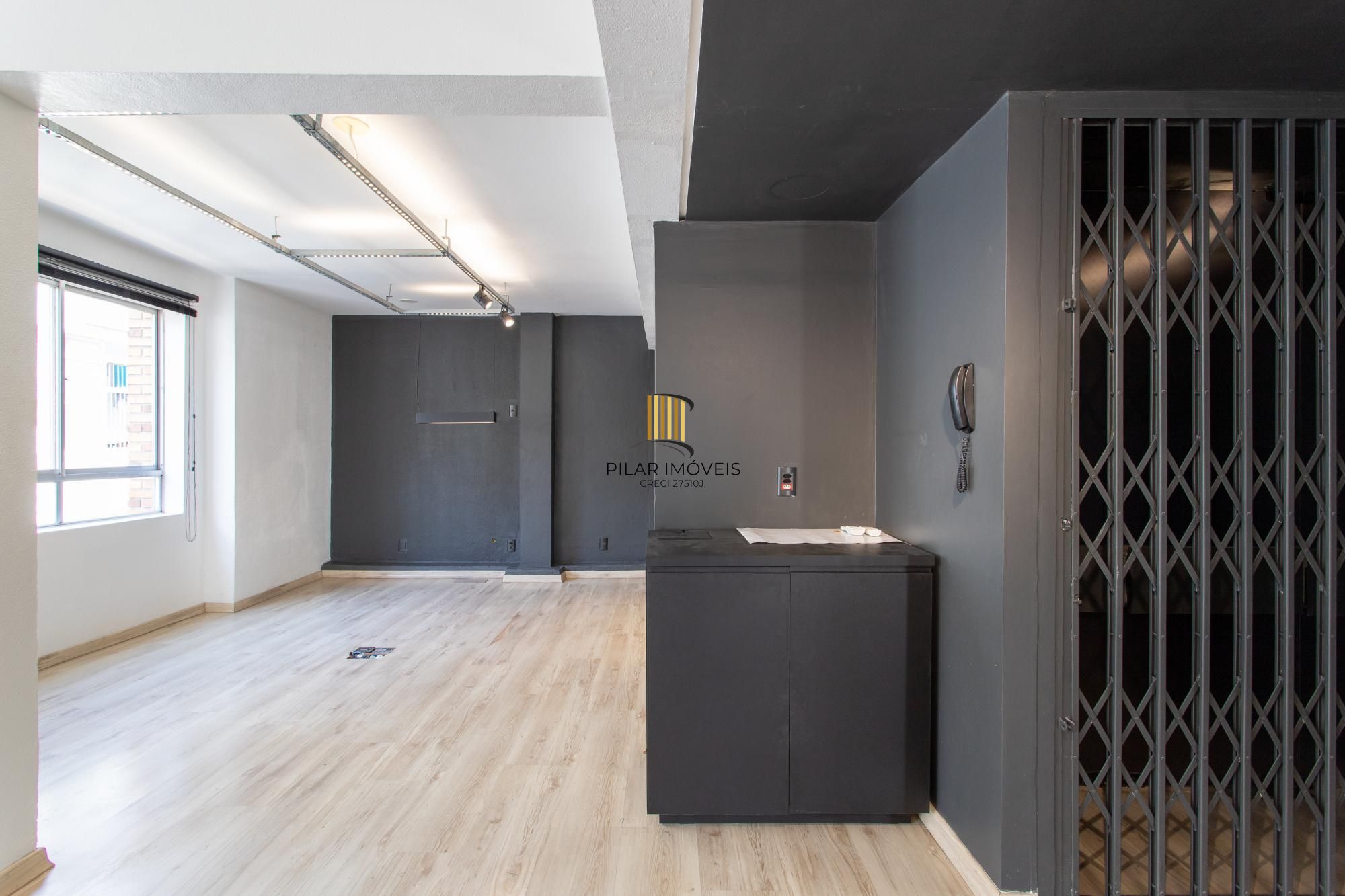 Andar inteiro de 214 m²