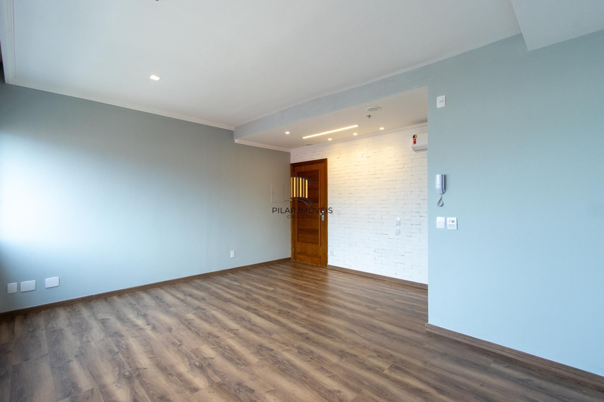 Sala Comercial 1 dormitório no bairro Menino Deus