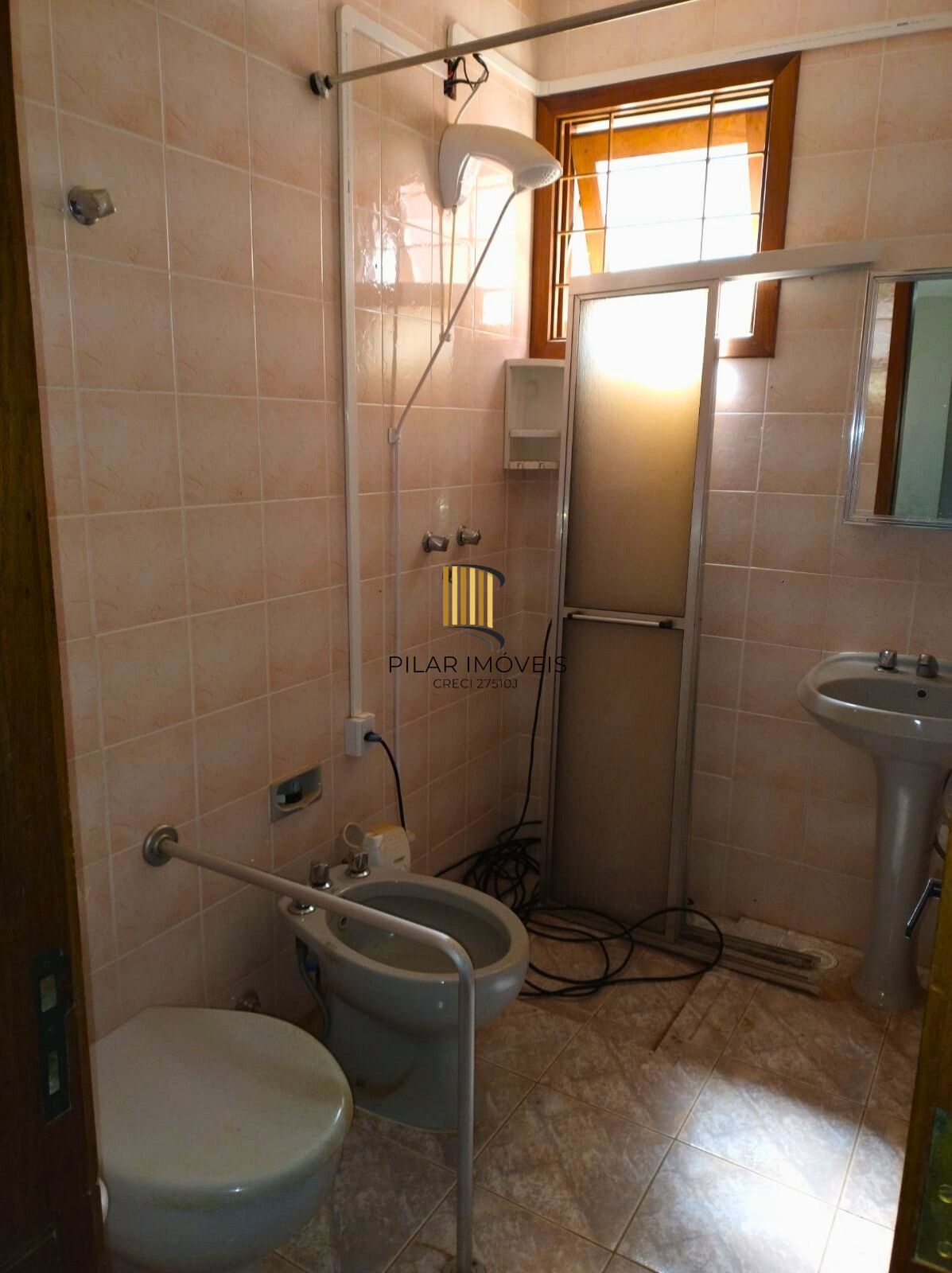 Viva em Ipanema, casa com lareira, churrasqueira e 3 dormitórios