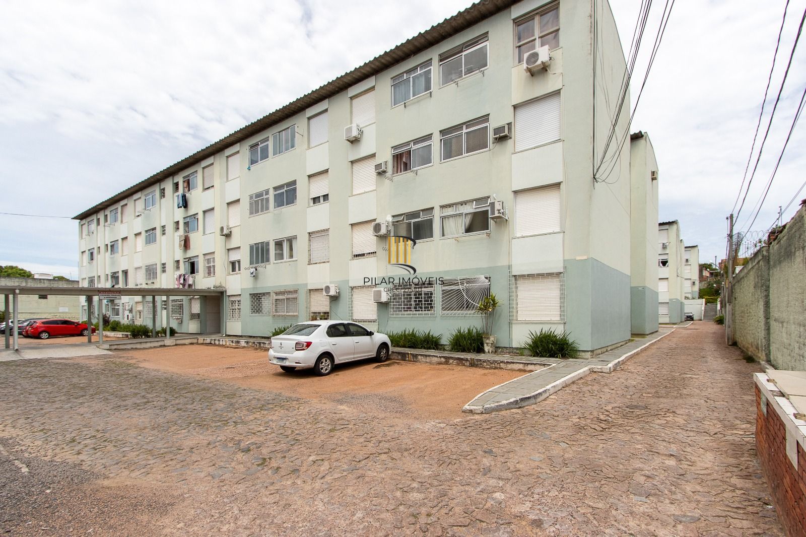 APARTAMENTO 2 QUARTOS, 1 VAGA ROTATIVA - BAIRRO