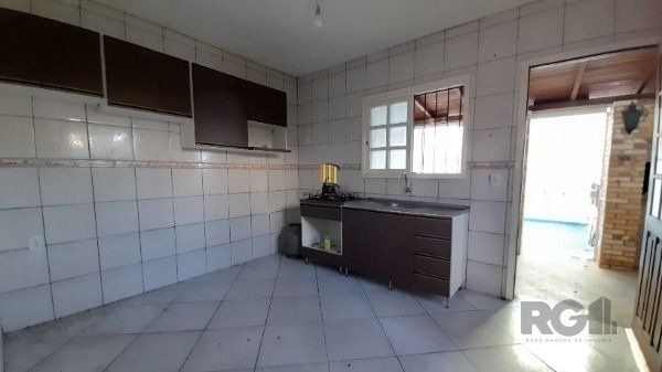Casa 3 dormitórios no bairro Hípica