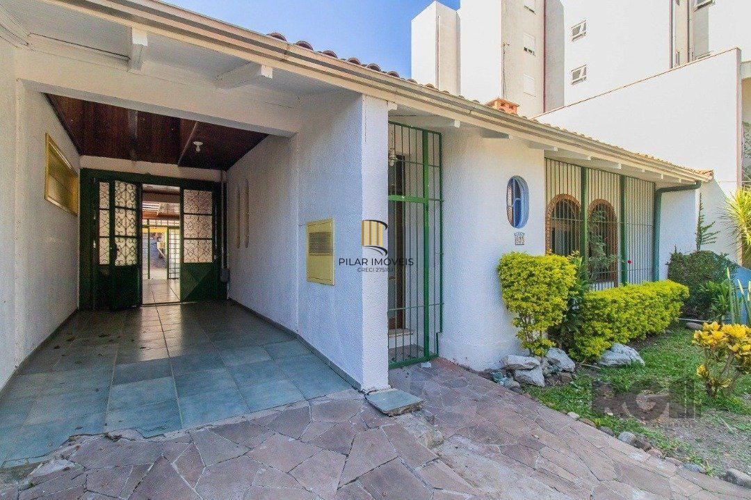 Casa, 200m², 3 dormitórios, bairro Cristal