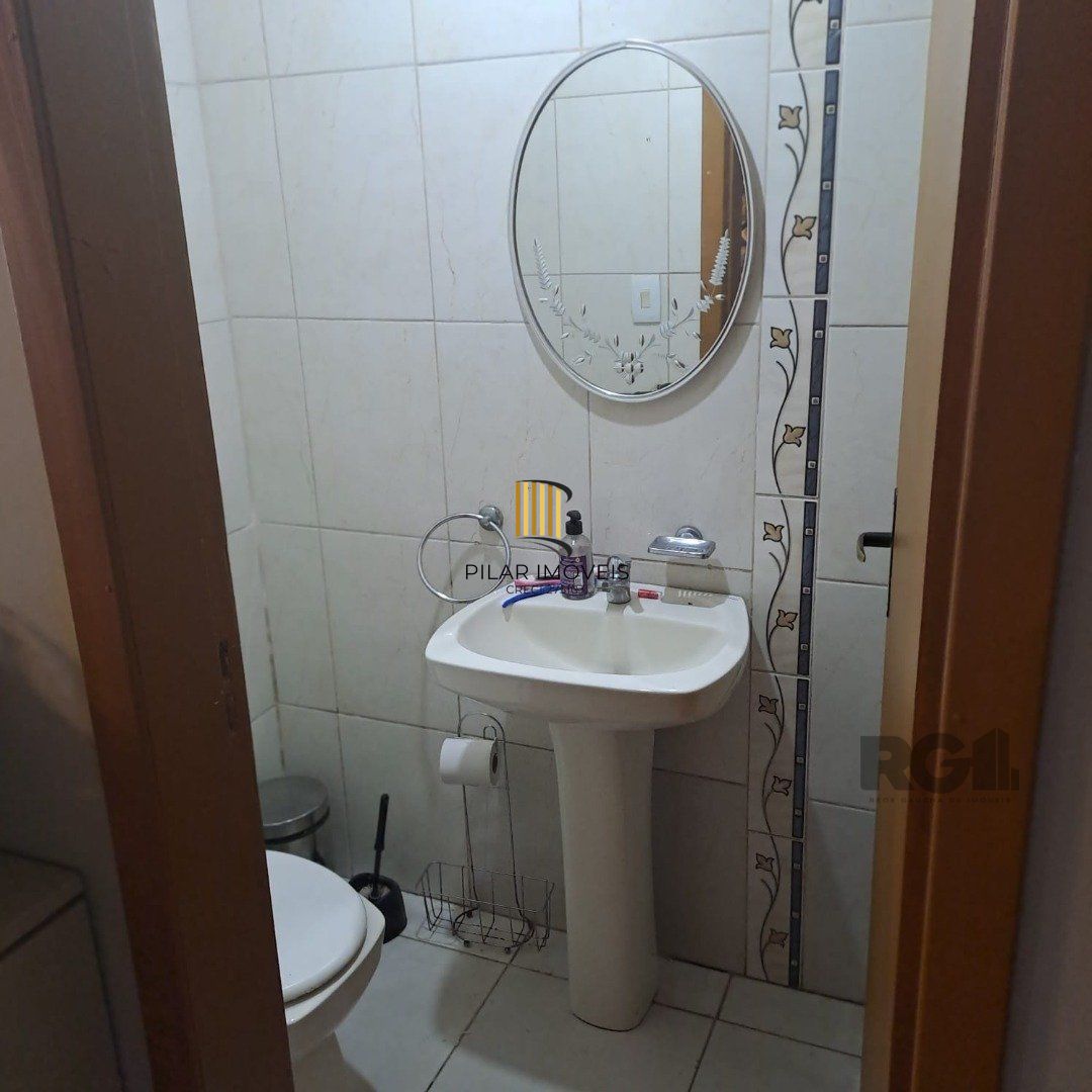 Casa de Condomínio 3 dormitórios no bairro Hípica