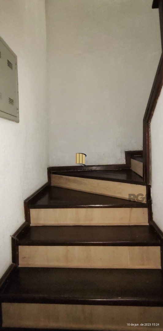 Casa para Venda - 116.48m², 3 dormitórios, sendo 1 suites, 2 vagas - Guarujá