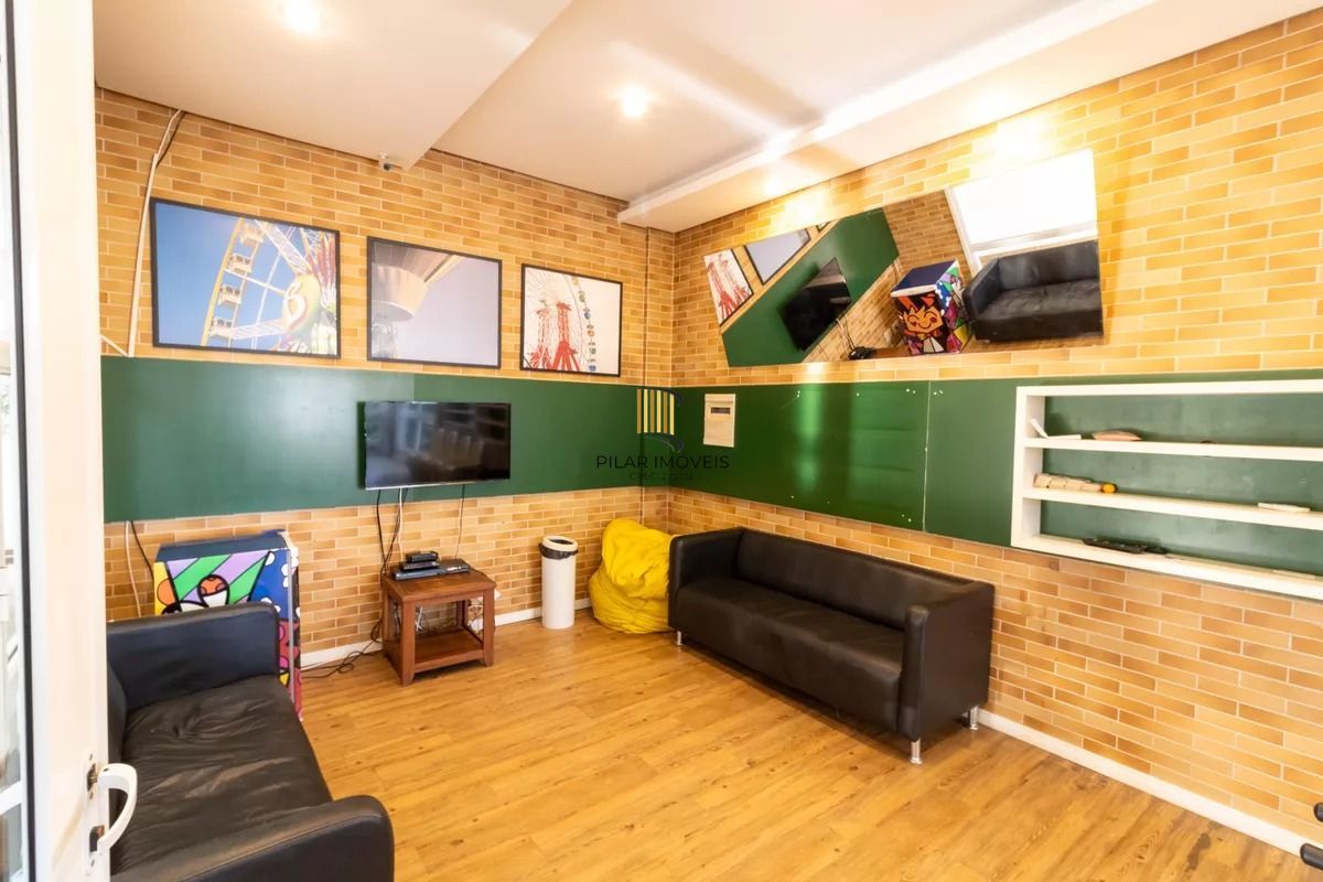 Apartamento à venda com 70m², 2 quartos e 1 vaga no bairro Jardim Botânico