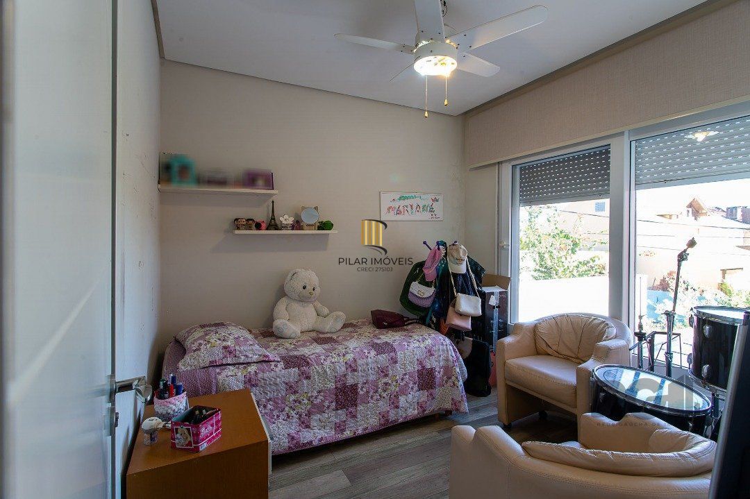 Casa de Condomínio 4 dormitórios no bairro Belém Novo