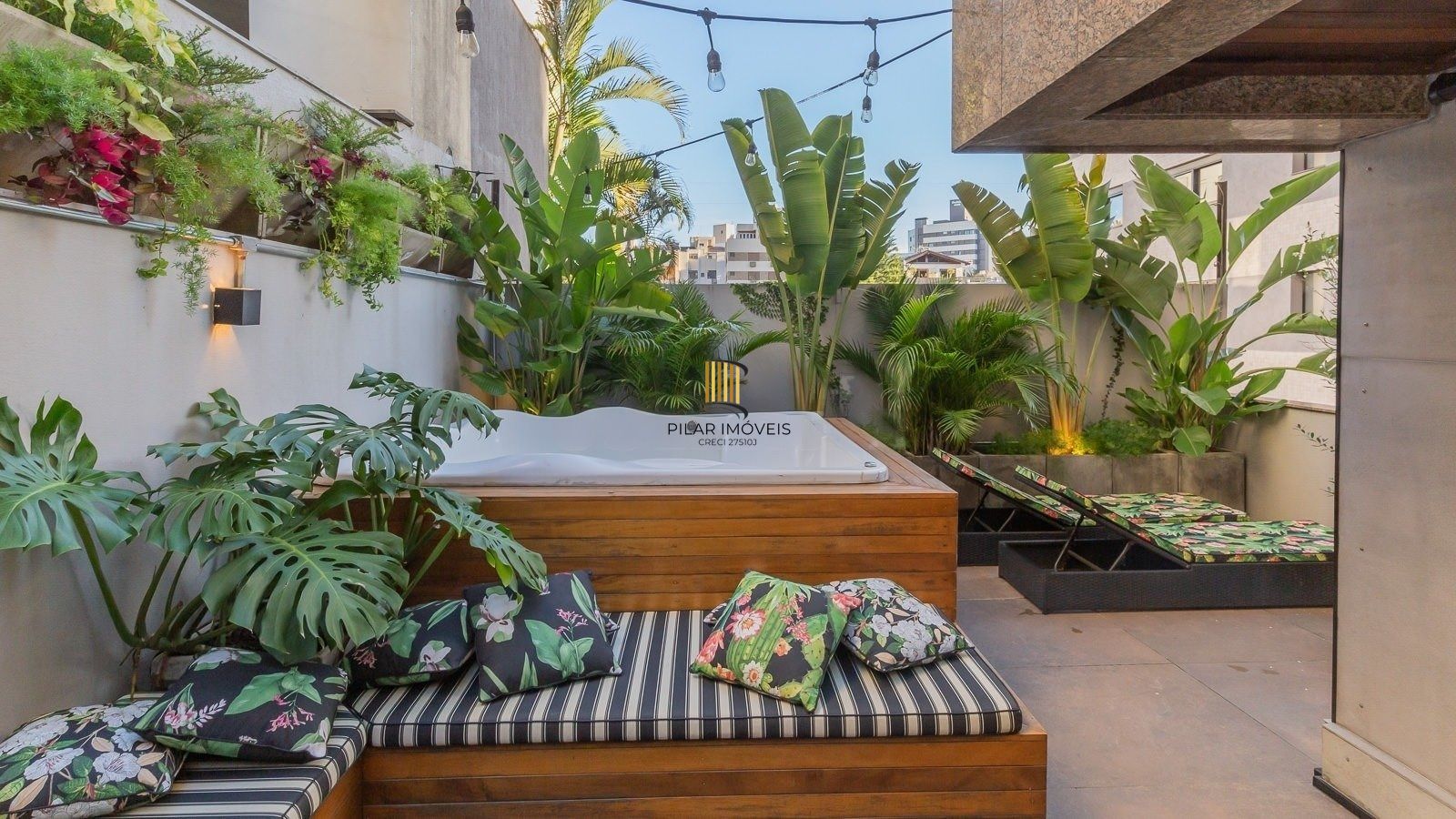 Apartamento Garden com 169m² e 2 dormitórios, 1 suíte, 2 vagas no bairro Petrópolis