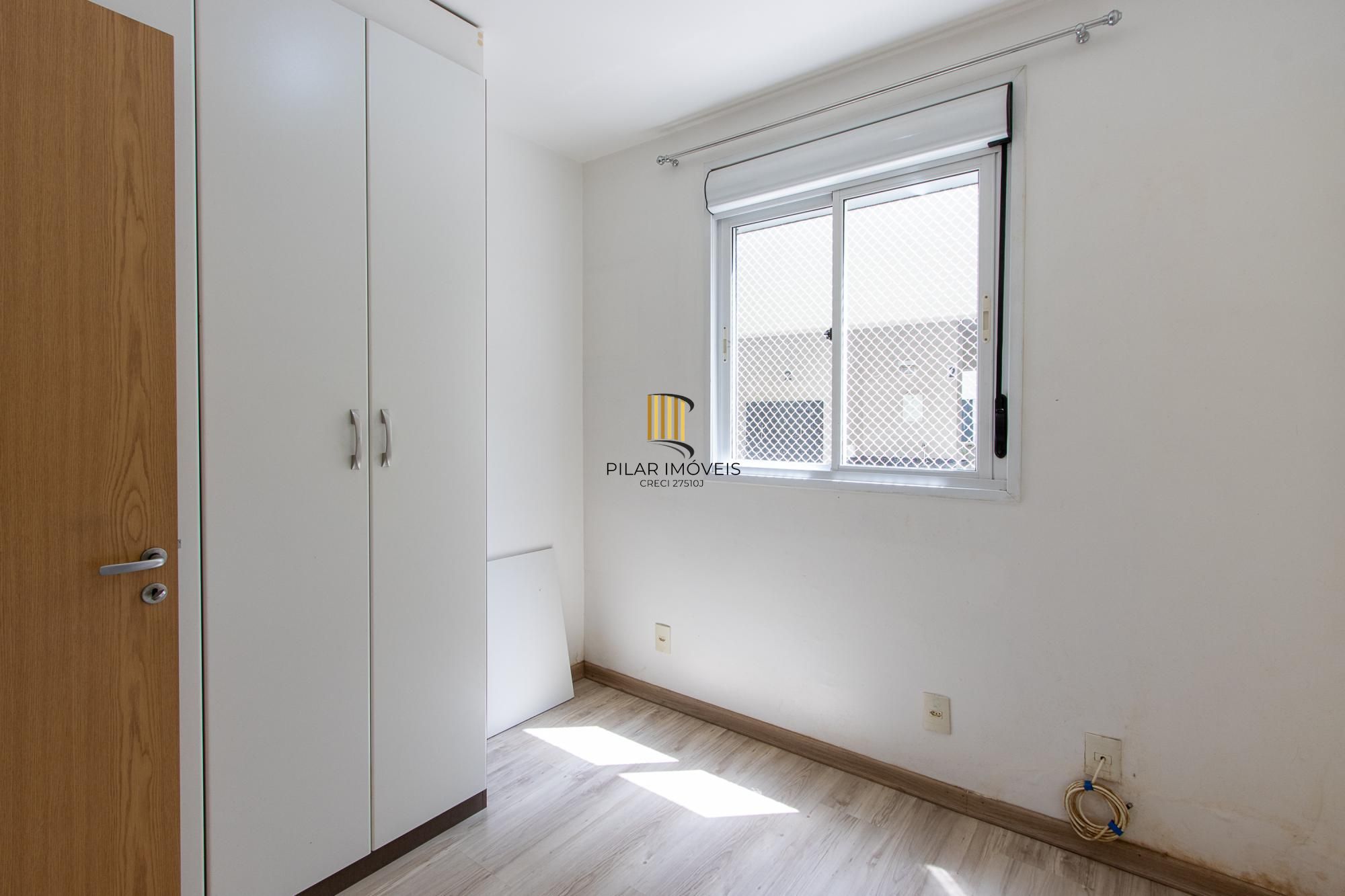 Apartamento com dois quartos e dois banheiros Zona Sul