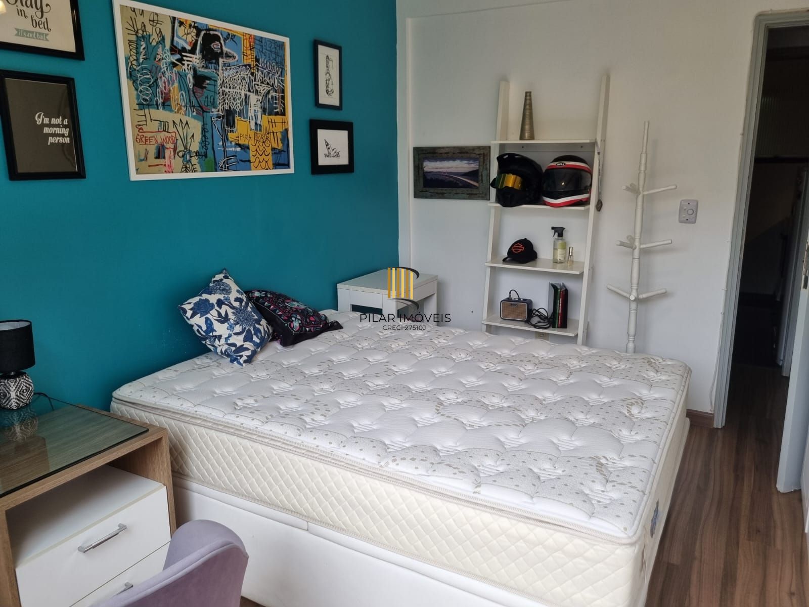 Apartamento de 1 dormitório com sacada no Centro Histórico.