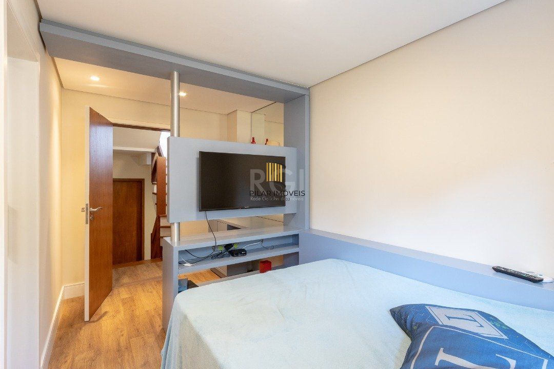 Casa Condominio para Venda - 210.69m², 3 dormitórios, sendo 2 suites, 4 vagas - Jardim Isabel