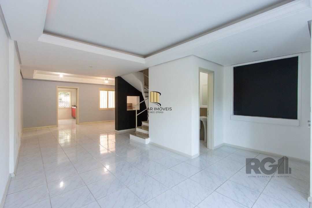 Casa 3 dormitórios no bairro Espírito Santo