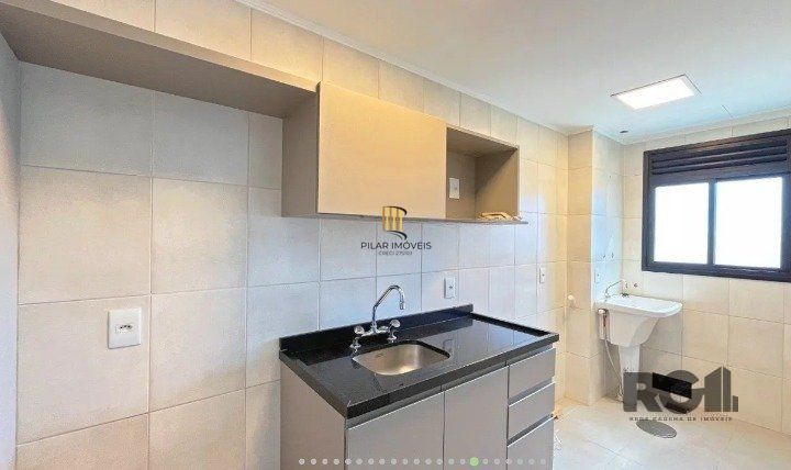 Apartamento 2 dormitórios no bairro Camaquã