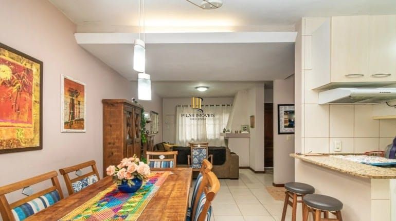Casa com 3 dormitórios, no bairro Ipanema, zona sul de Porto Alegre, RS. - Pilar Imóveis