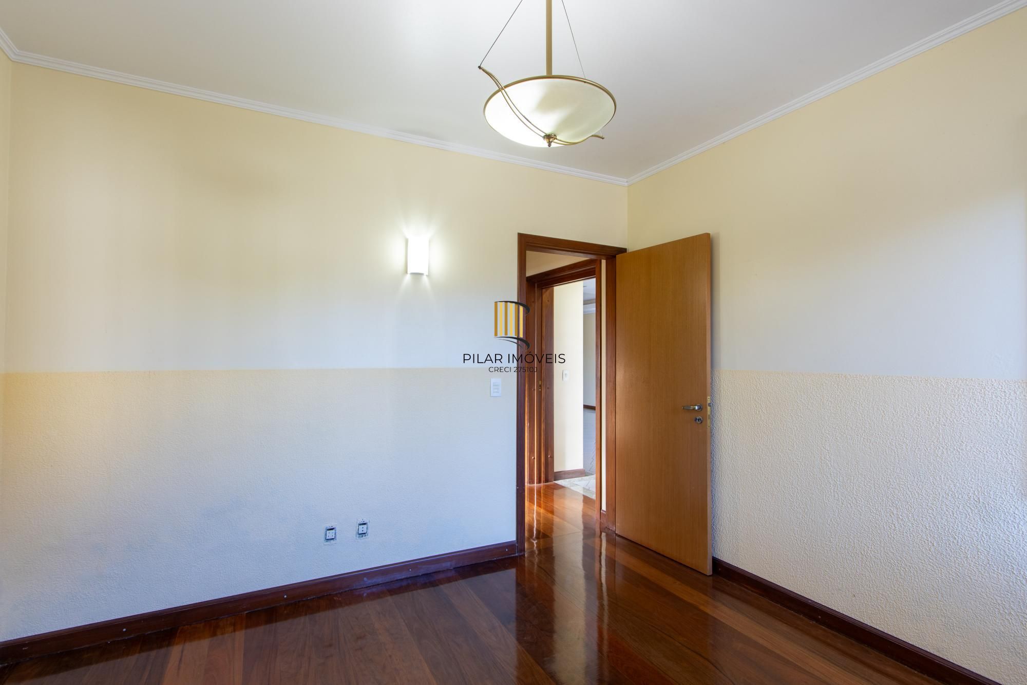 Casa Espetacular na Vila Nova – Viva como no campo, com o conforto da cidade!