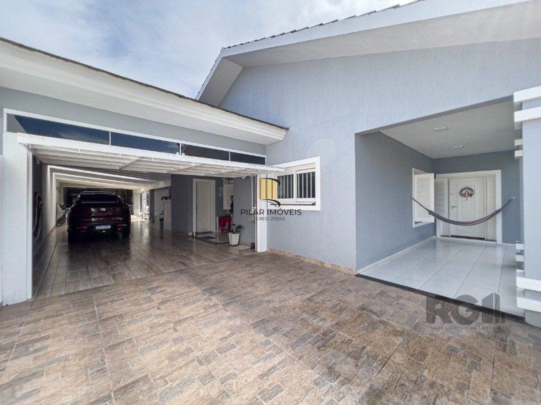Casa Térrea mobiliada com 5 dormitórios 350m² de área - Navegantes - Capão da Canoa