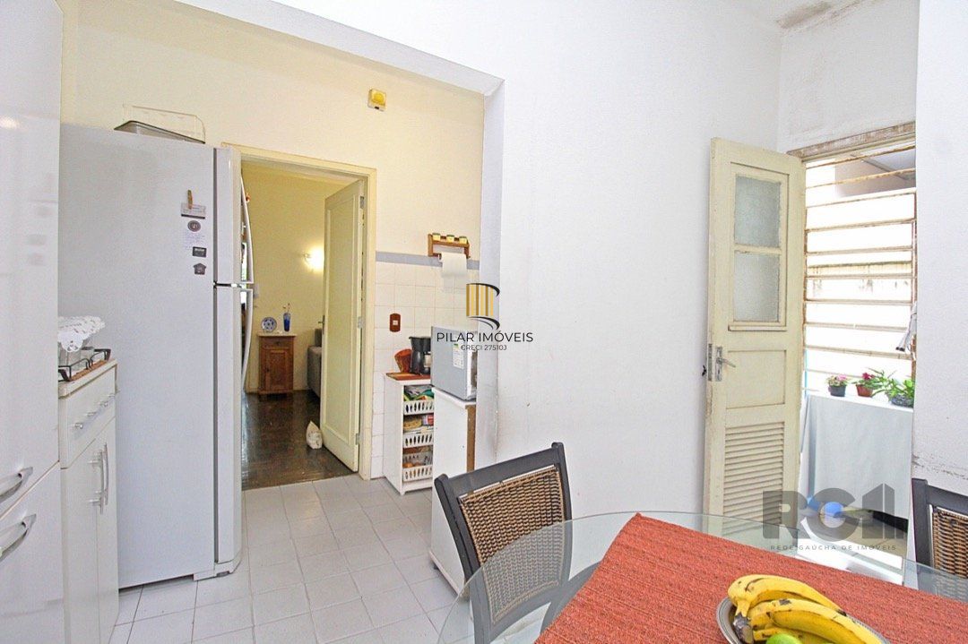 Apartamento 3 dormitórios no bairro Menino Deus