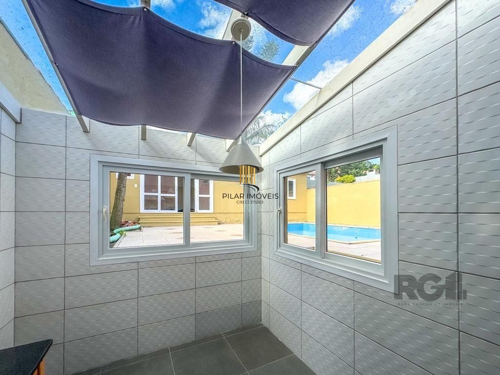 Casa Condominio para Venda - 297.63m², 3 dormitórios, sendo 1 suites, 2 vagas - Espirito Santo