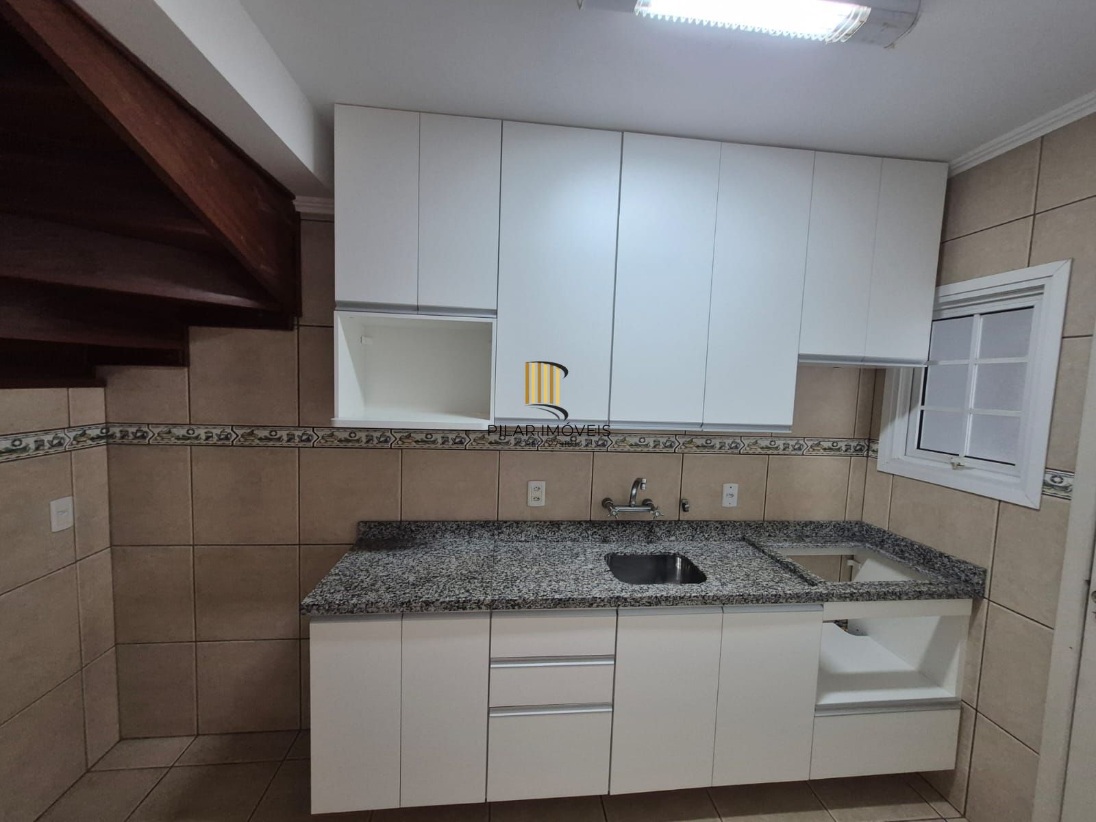 Casa Condominio para Venda - 205m², 3 dormitórios, sendo 1 suites, 2 vagas - Vila Assunção