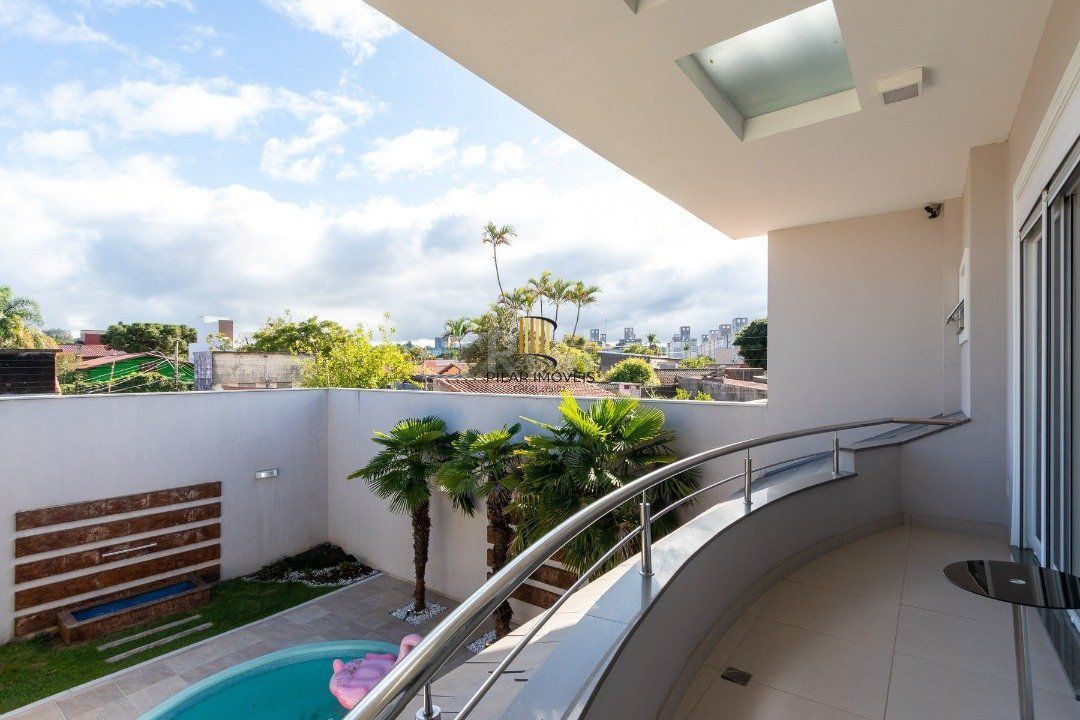 Casa para Venda - 463m², 4 dormitórios, sendo 4 suites, 4 vagas - Ipanema