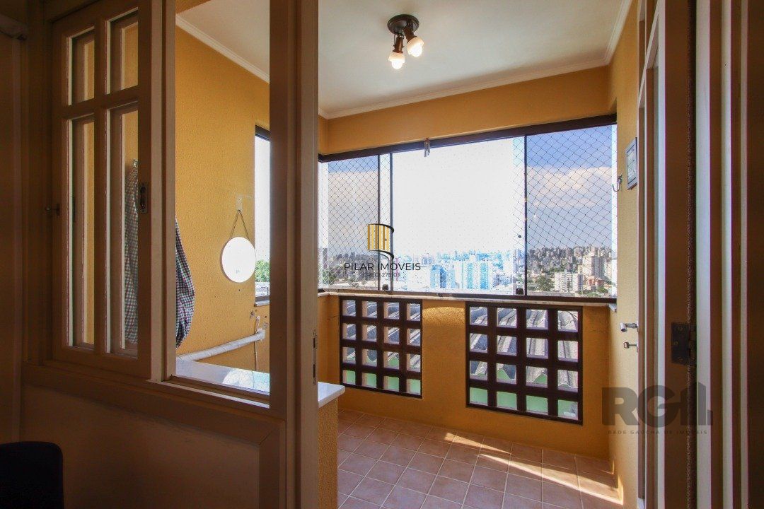 Apartamento 2 dormitórios no bairro Santo Antônio
