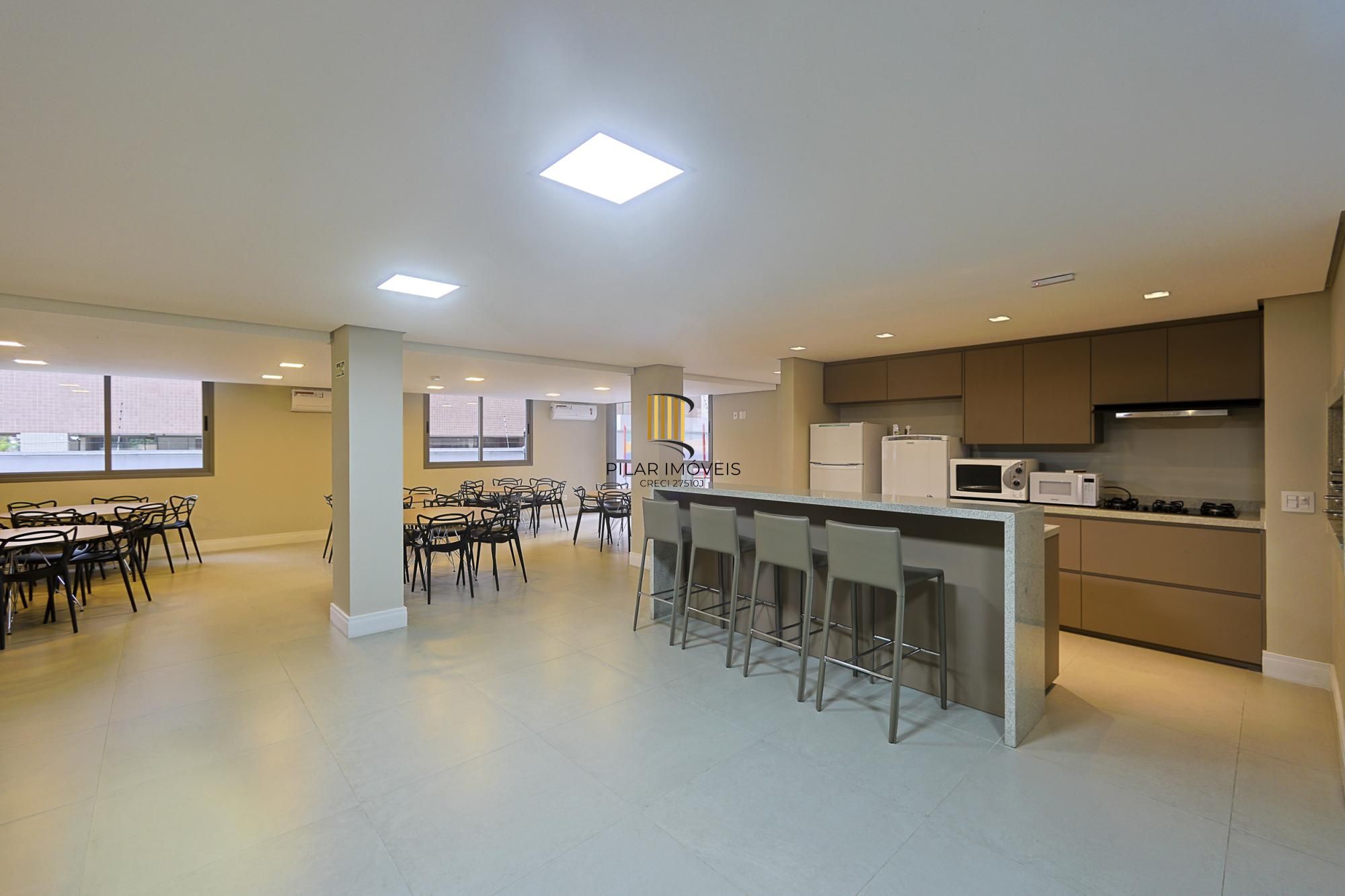 Apartamento com 217m² e 3 dormitórios no bairro Tristeza em PORTO ALEGRE para Comprar