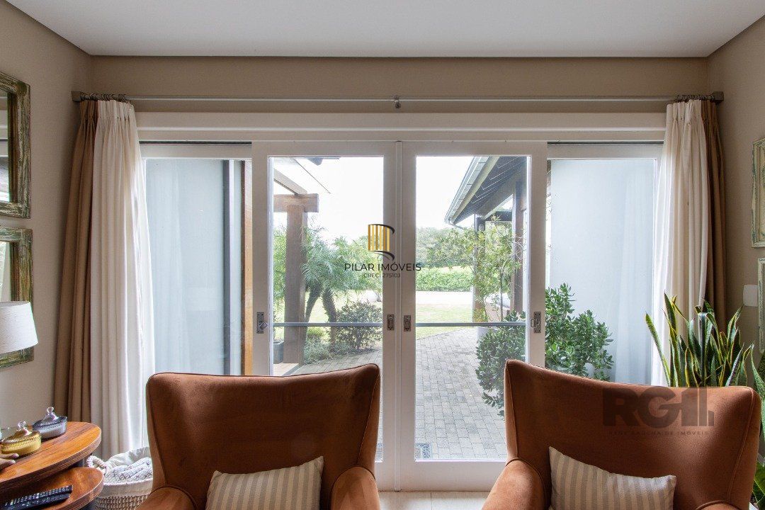 Casa Terra Ville, com 3 suites