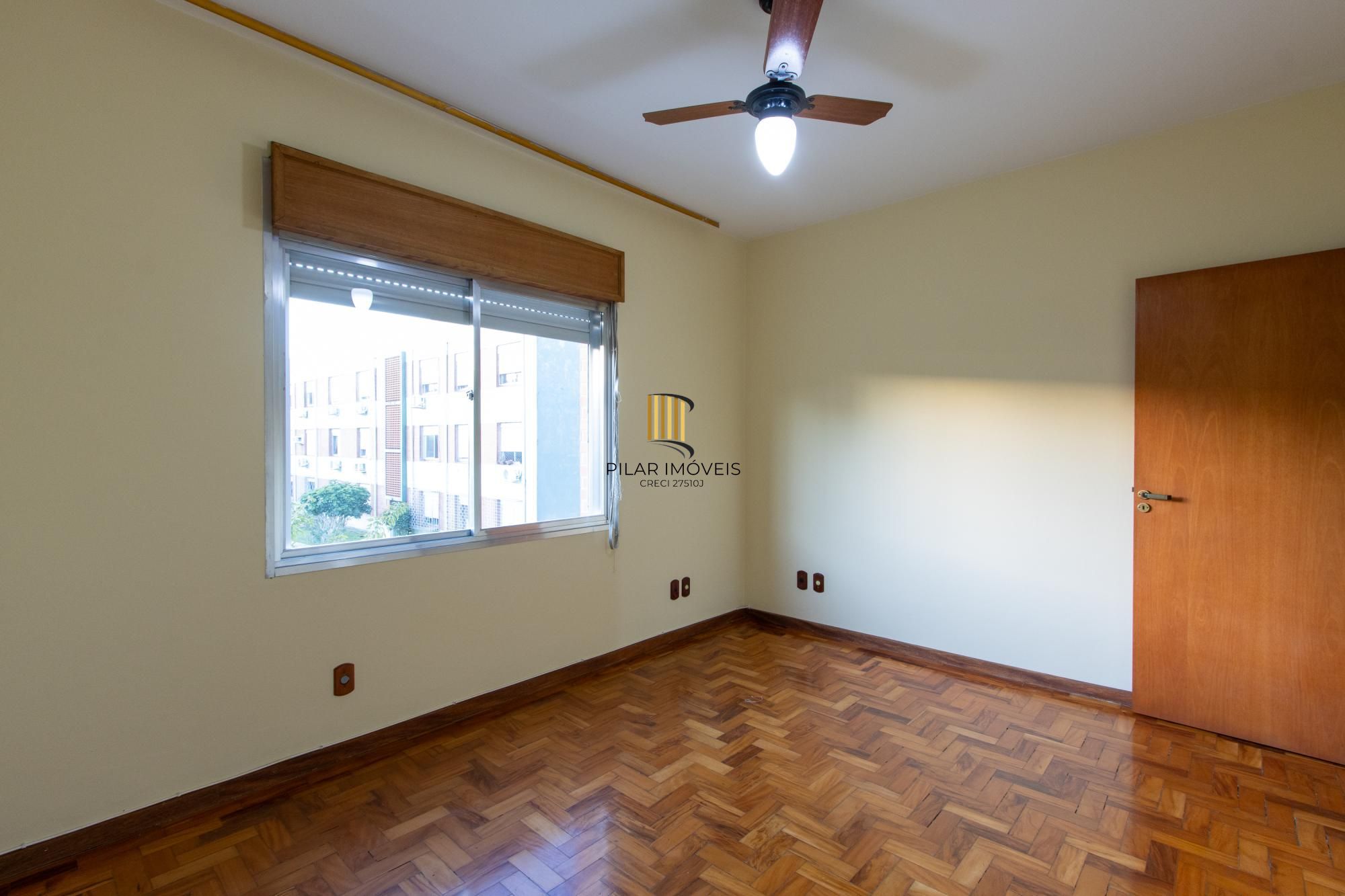 Apartamento de 2 Dormitórios na Cel Massot, Bairro Cristal