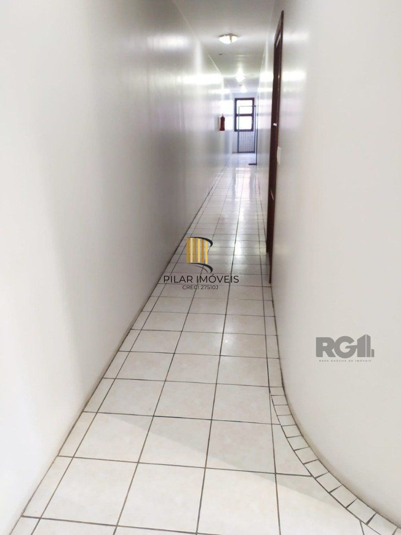 Apartamento para Venda com 1 dormitório e 1 vaga no bairro Cristal