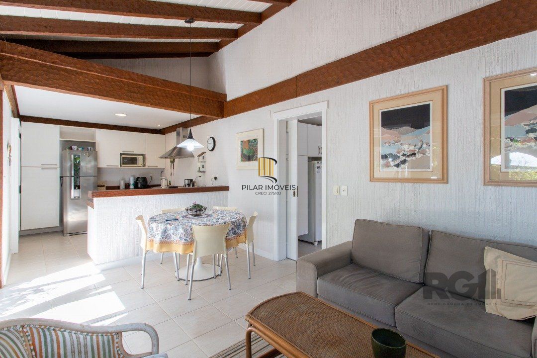Casa para venda - 321m² - 4 suítes - Chapéu do Sol