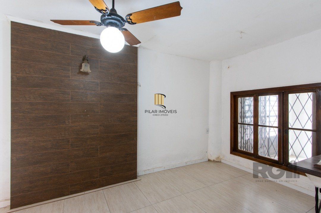 Casa para Venda - 205.5m², 3 dormitórios, sendo 2 suites, 3 vagas - Vila Nova