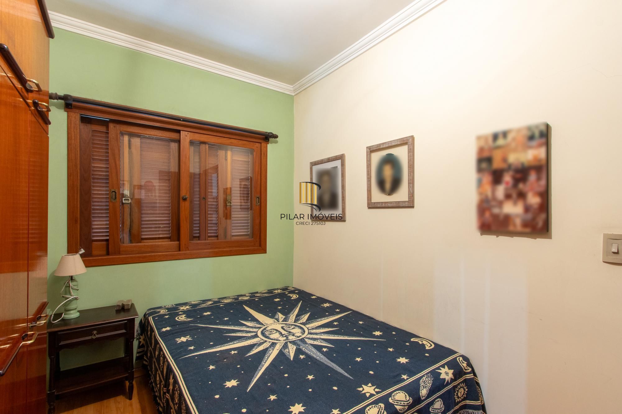 Casa 3 dormitórios no bairro Ipanema