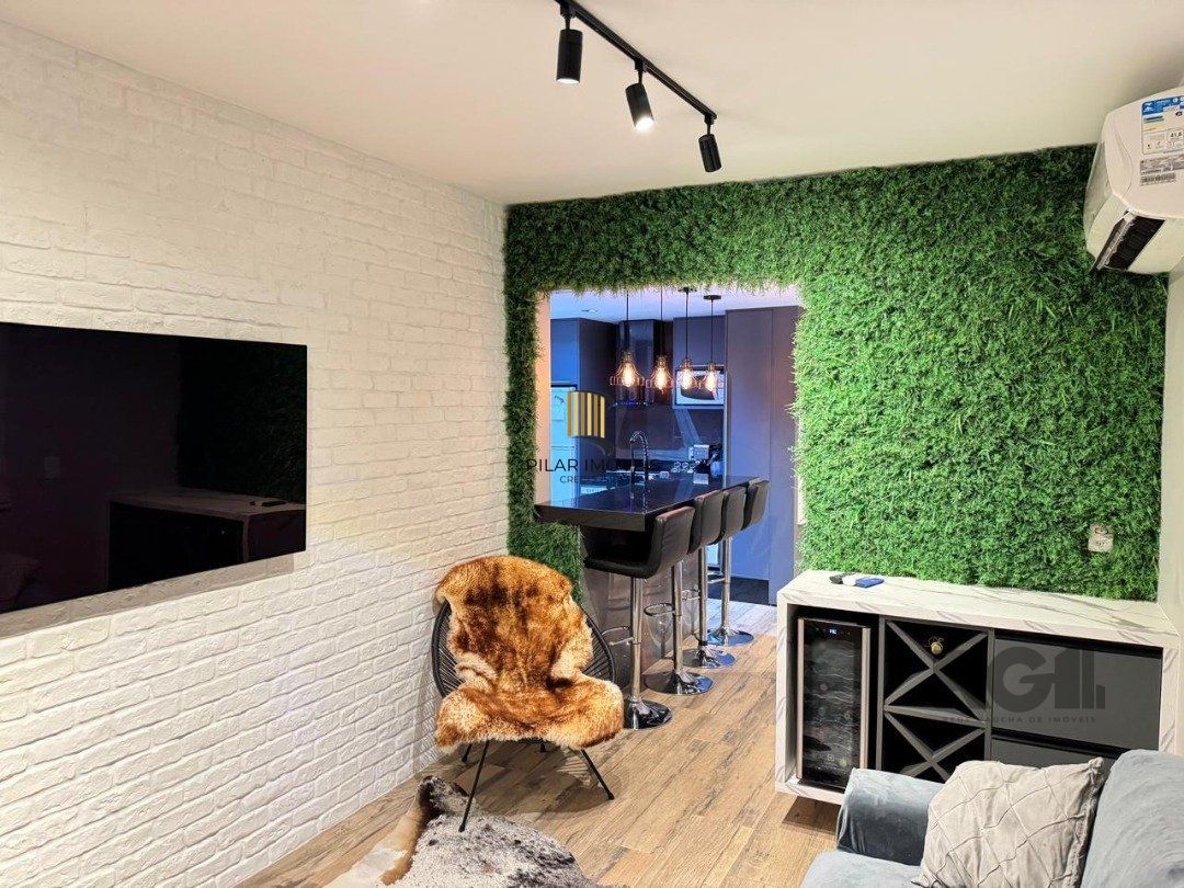 PREDIO RESIDENCIAL COM 6 APTOS ,