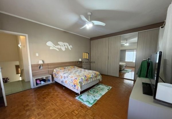 Linda casa à venda no bairro Azenha!!!