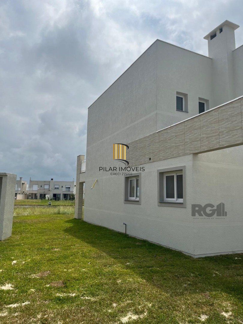 Casa de Condomínio 3 dormitórios no bairro Remanso