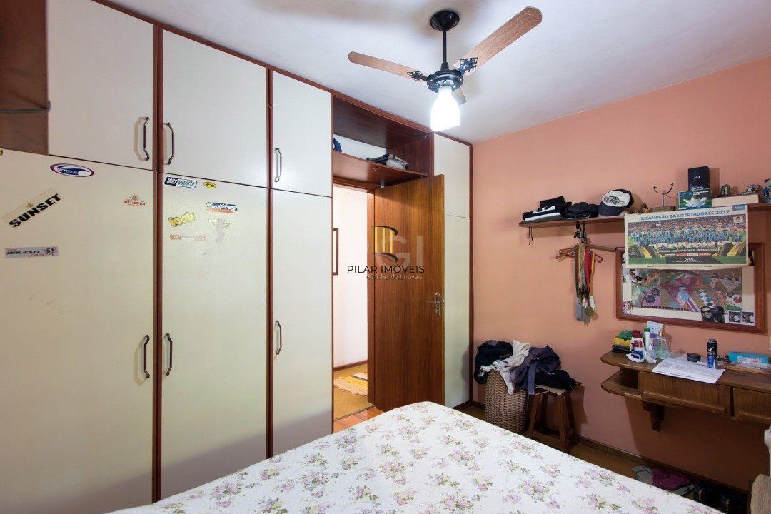 Casa para Venda - 336.21m², 3 dormitórios, sendo 1 suites, 3 vagas - Nonoai