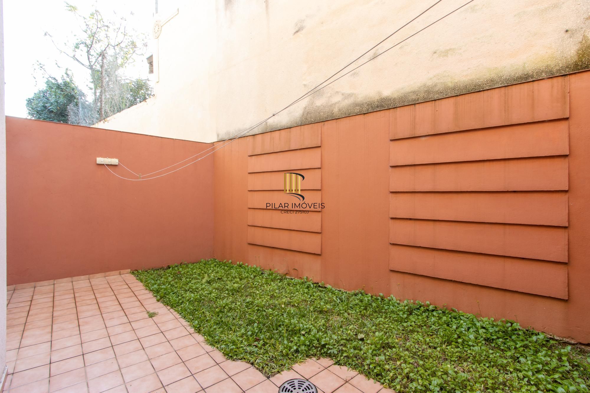 Casa em condominio
