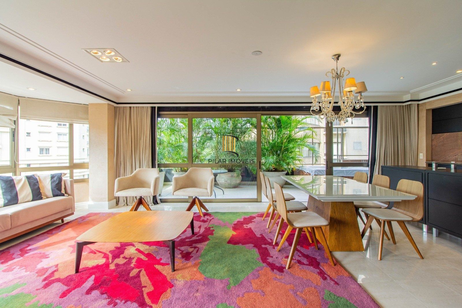 Apartamento Garden com 202m² e 3 dormitórios, 3 suítes, 3 vagas