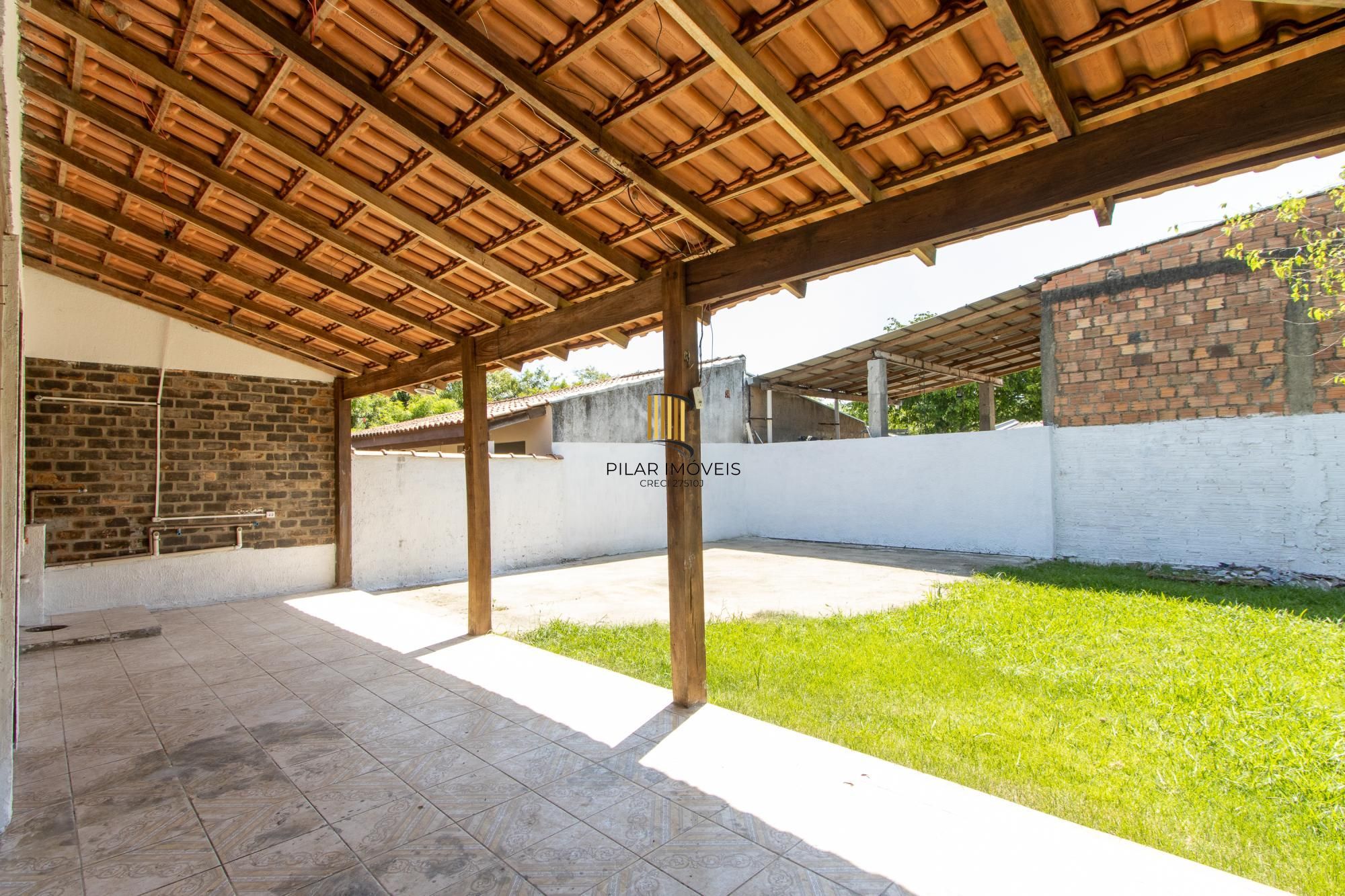 Casa 2 dormitórios no bairro Ponta Grossa