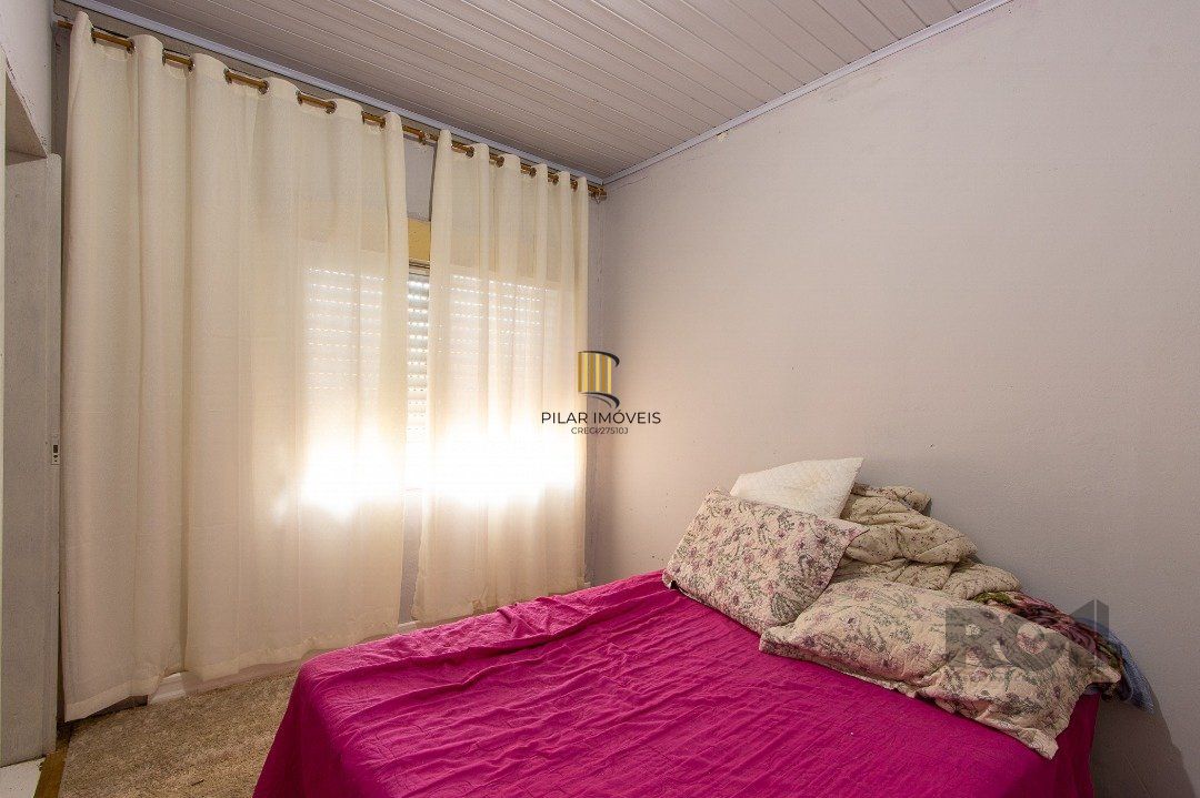 Casa 2 dormitórios no bairro Cristal