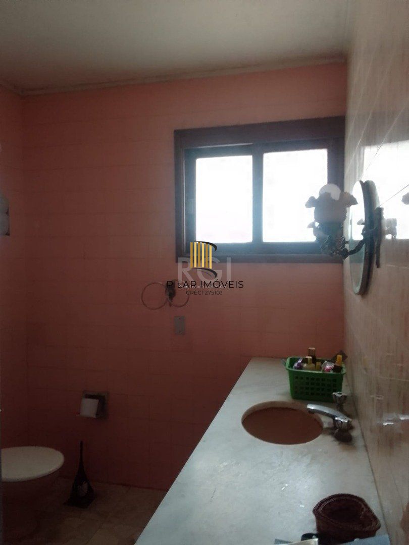 Casa para Venda - 400m², 7 dormitórios, sendo 1 suites, 2 vagas - Vila Assunção