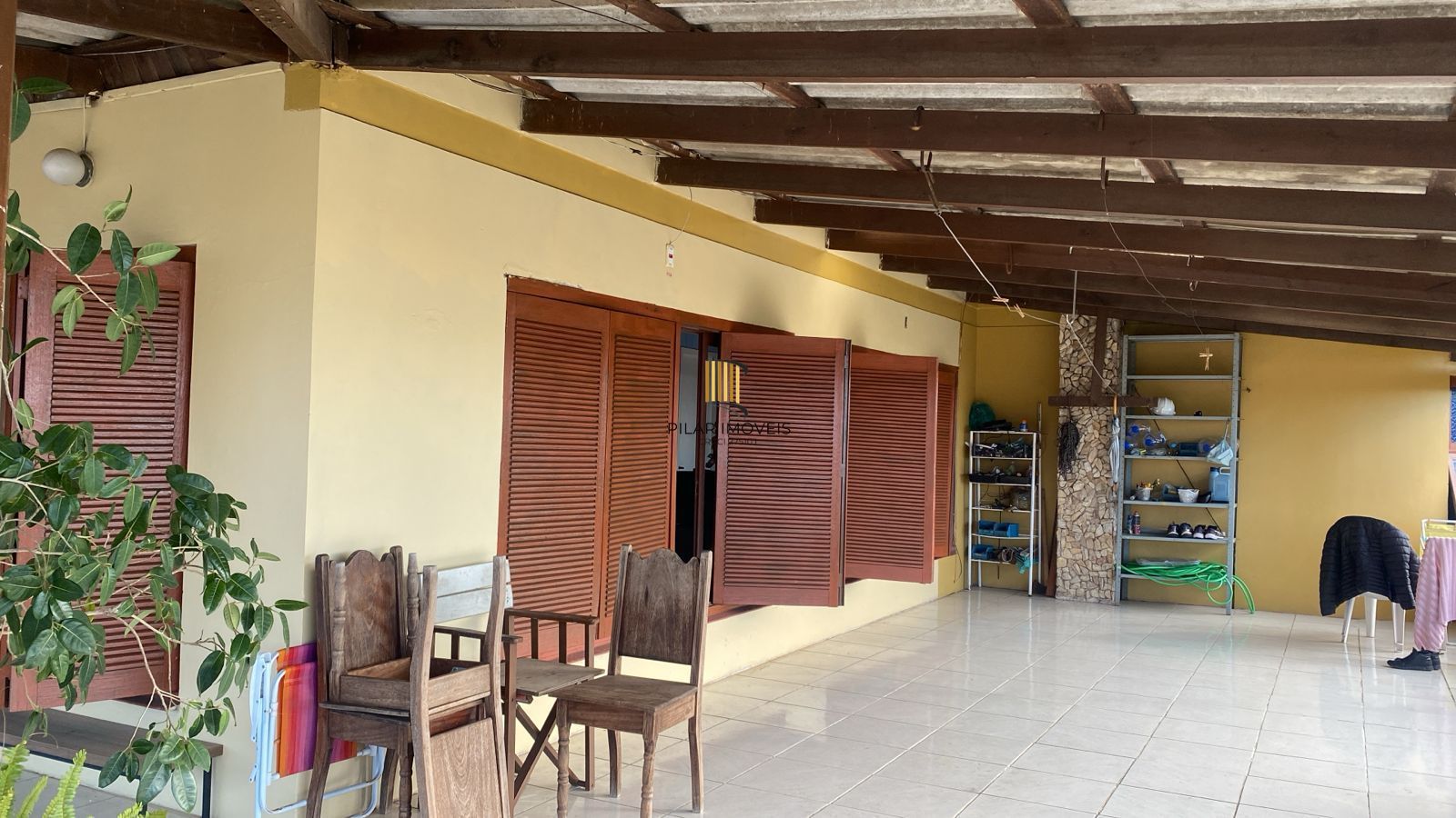 Predio Residencial / Comercial
