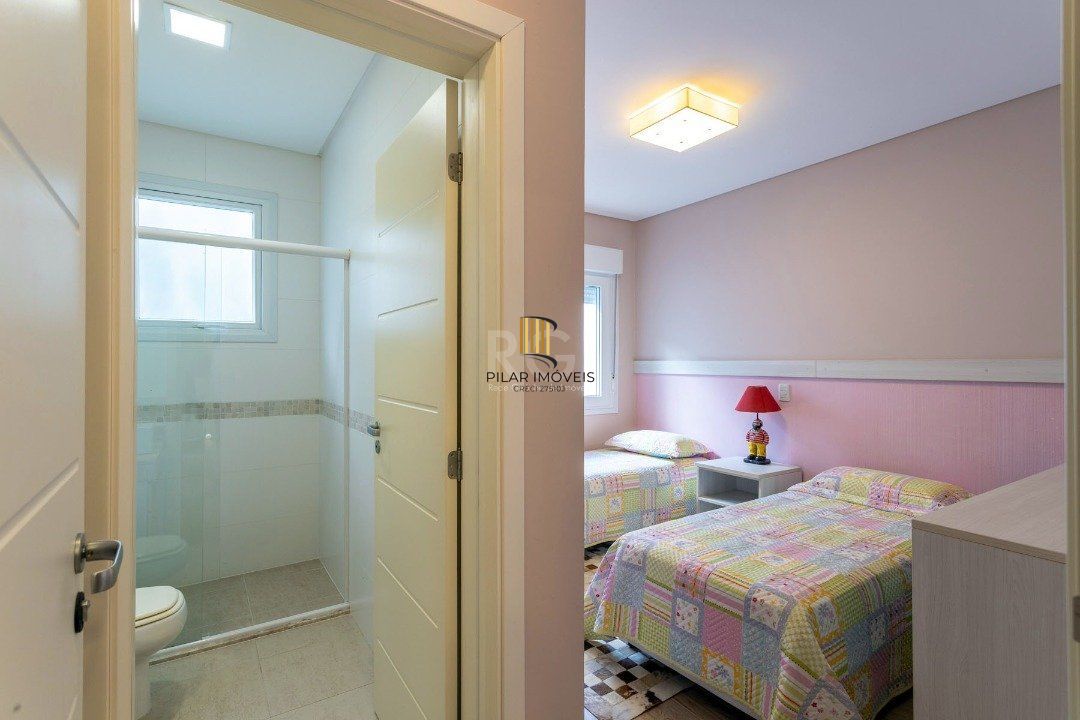 Casa Condominio para Venda - 399m², 5 dormitórios, sendo 5 suites, 4 vagas - Atlântida