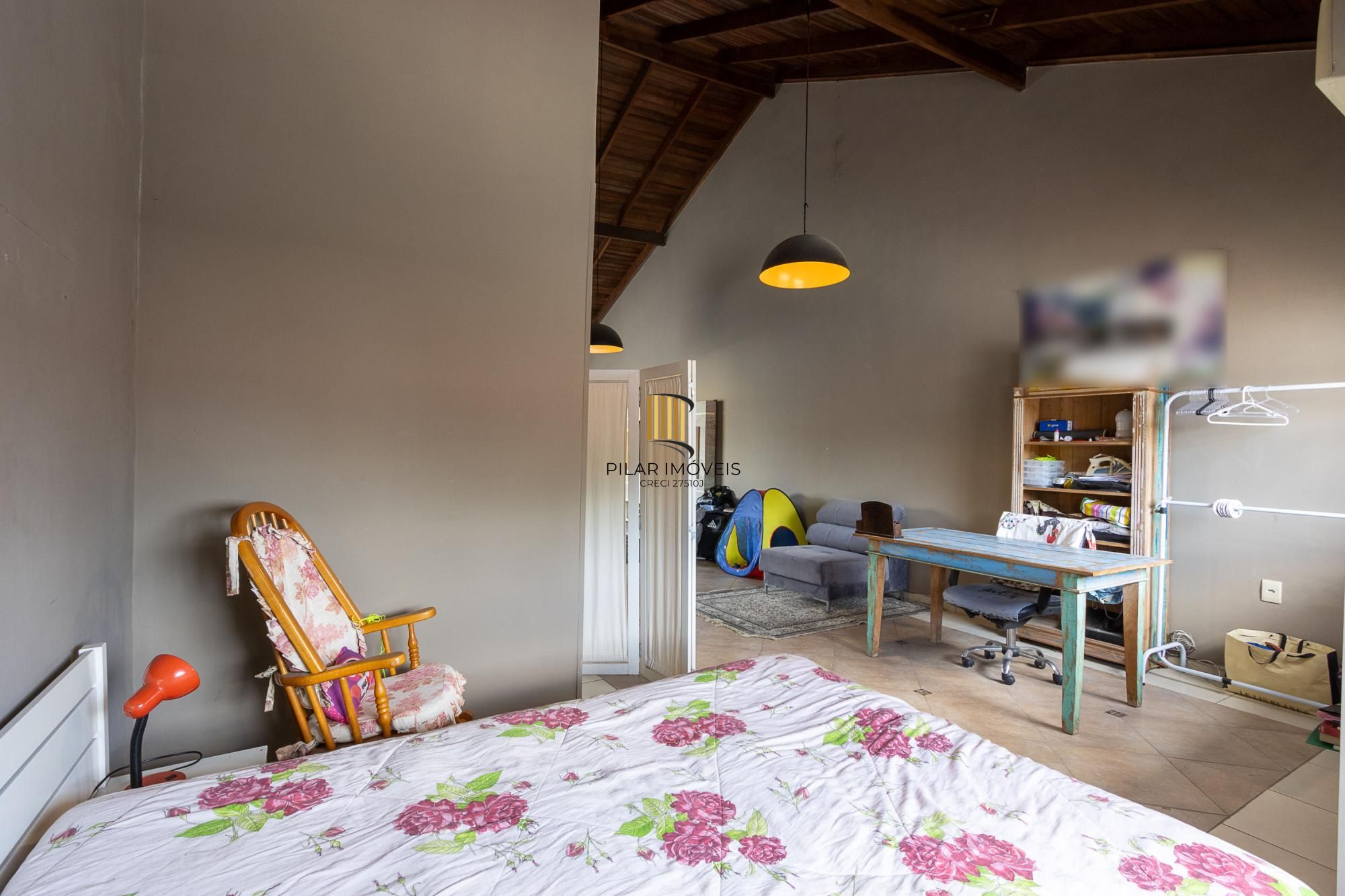 Casa 3 dormitórios no bairro Cristal