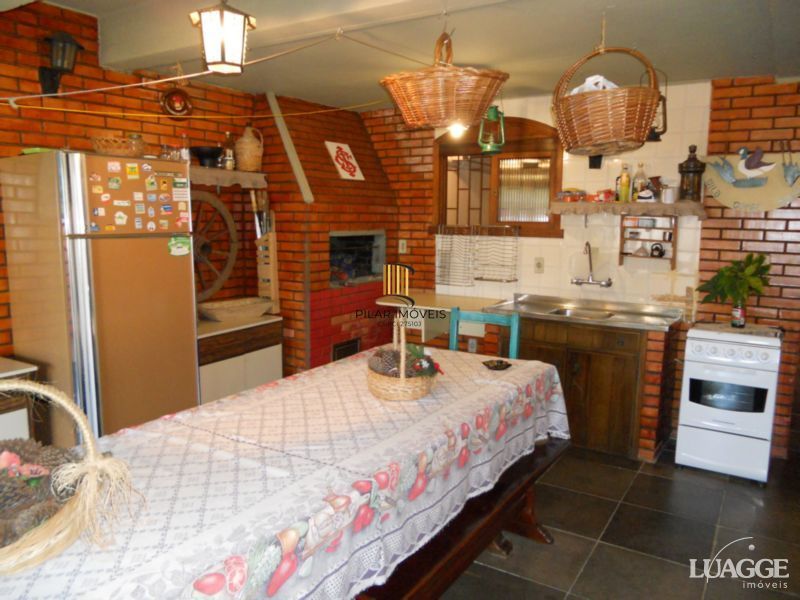 Casa 3 dormitórios no bairro Santa Tereza