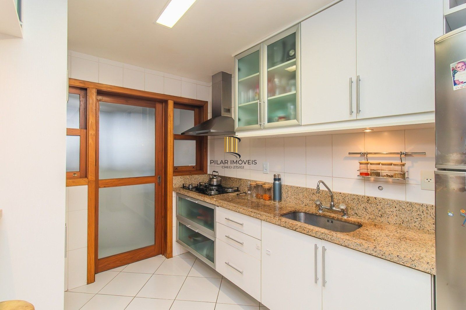 Apartamento Reformado e Mobiliado com 101m² e 2 Vagas no Coração do Rio Branco