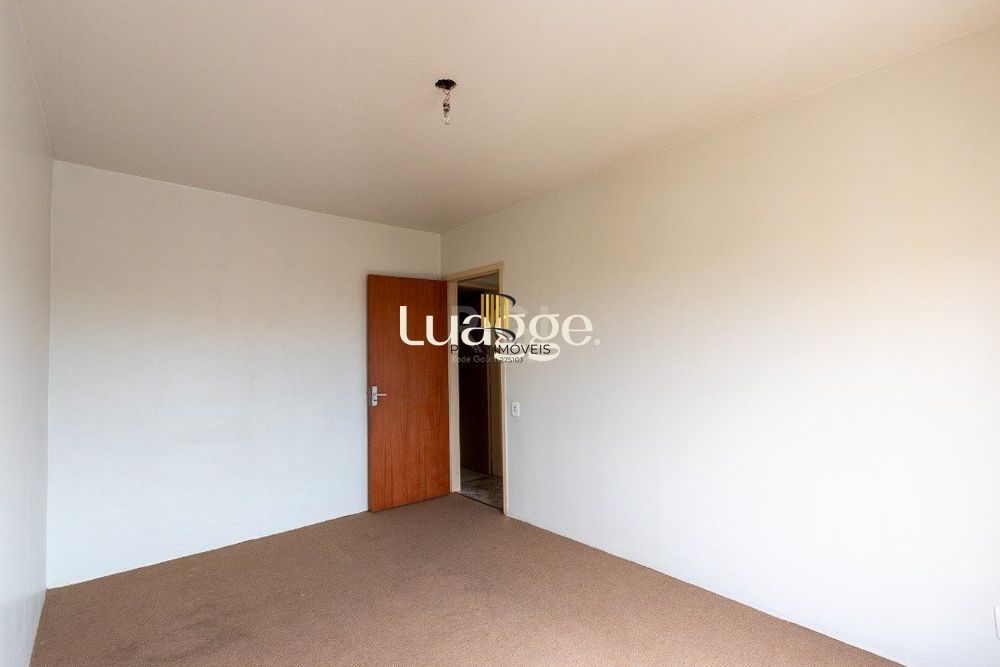 Apartamento de 2 dormitórios, andar alto, ótima incidência de luz natural, garantindo ambientes arejados e iluminados