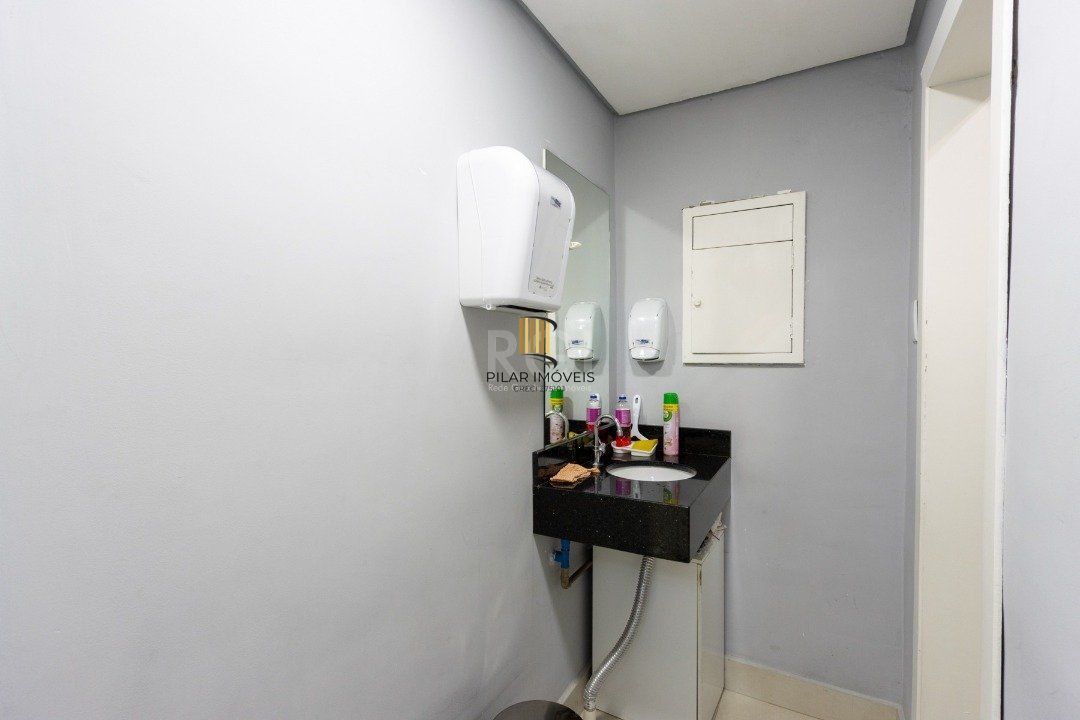 Sala em andar inteiro com 157,44  privativos