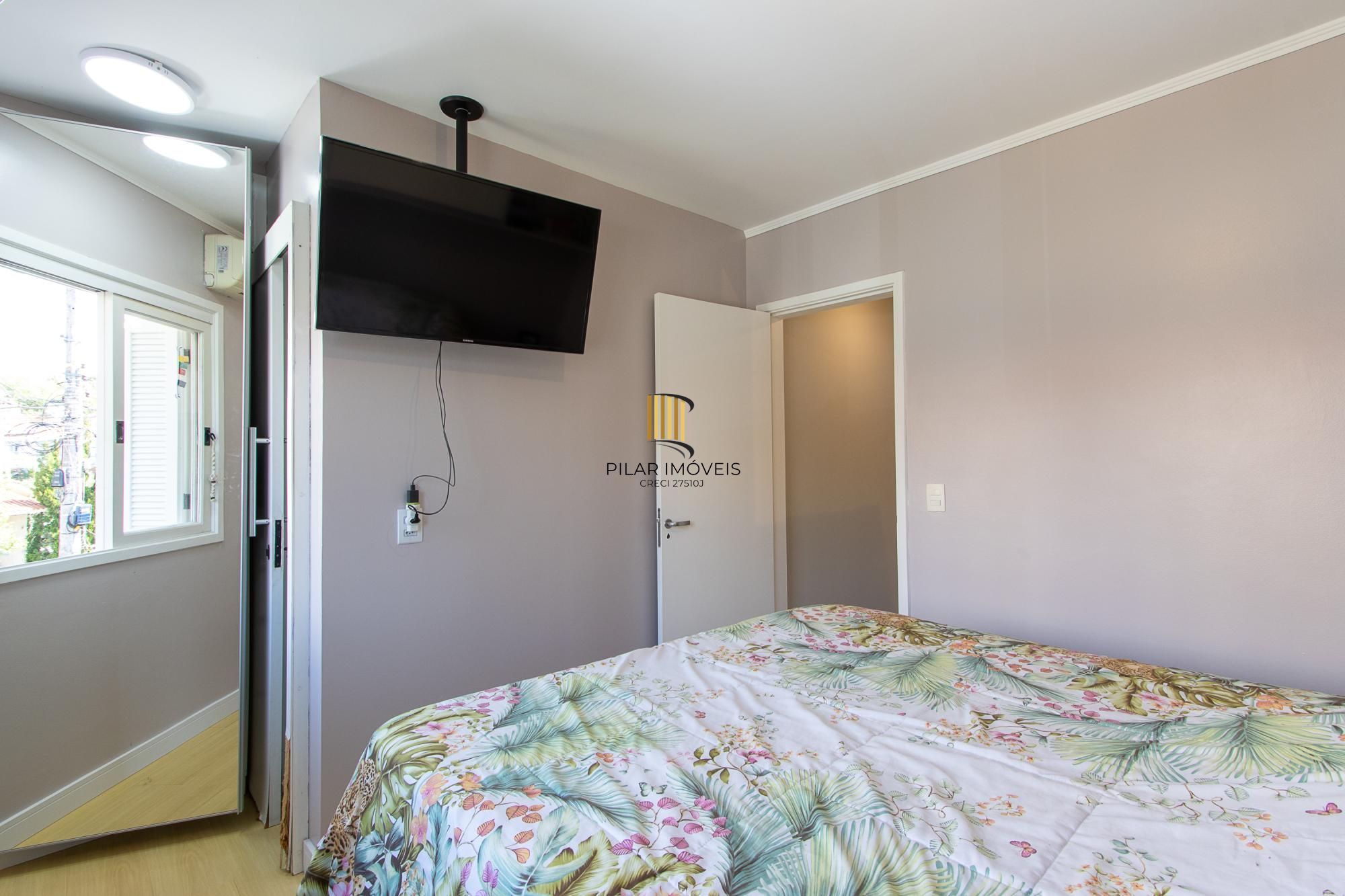 Casa em condominio com piscina